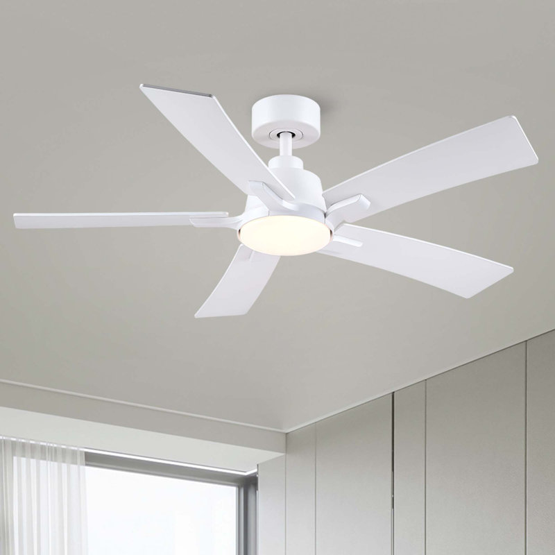 Ventilateur de plafond moderne blanc mat à fixation sur tige verticale de 46 po avec télécommande intégrée et 5 pales deux tons