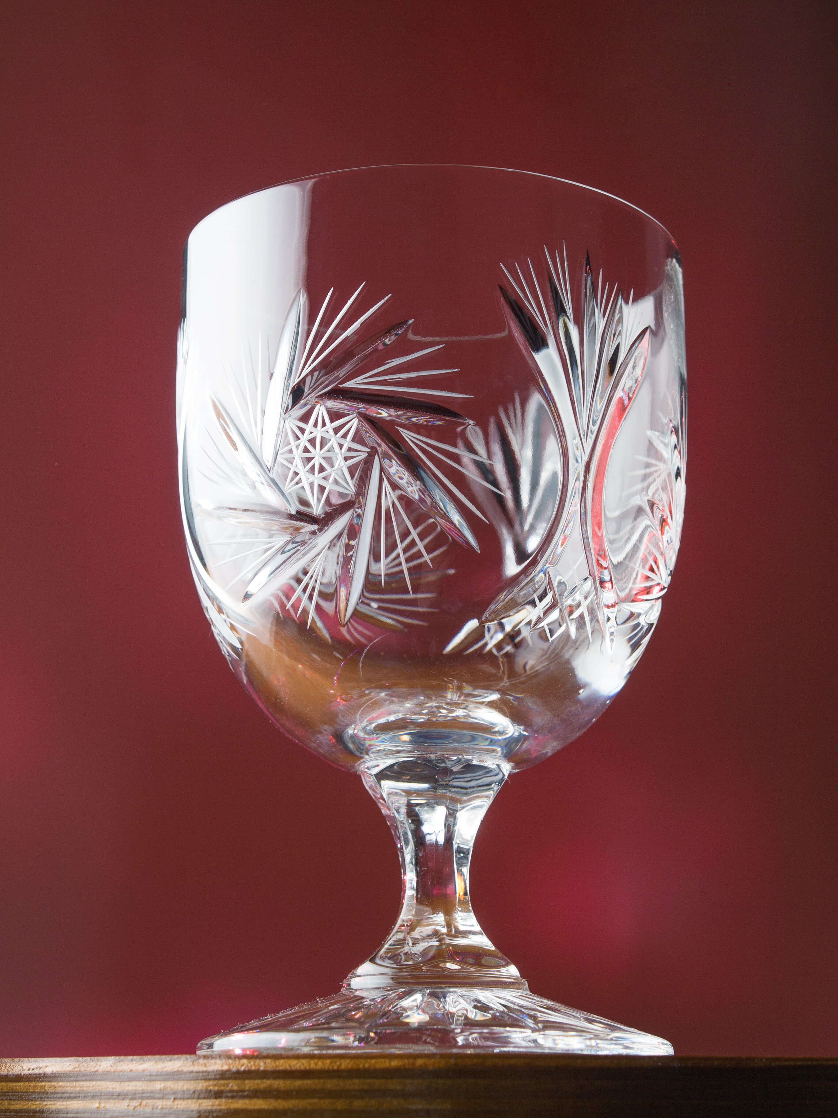 https://assets.wfcdn.com/im/21497995/compr-r85/1467/146785237/majestic-crystal-6-piece-8oz-glass-martini-glass-glassware-set.jpg