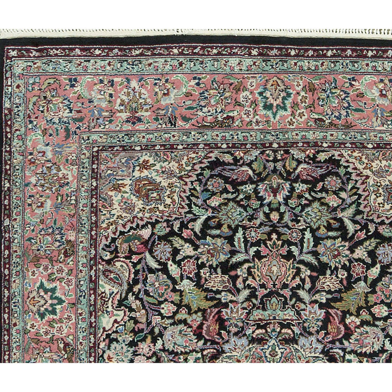 Wool Oriental Area Rug in Black/Pink/Green