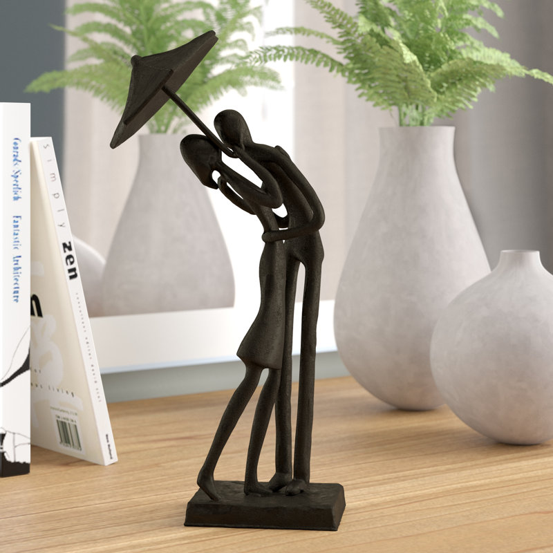 Dominic UMBRELLA COUPLE COURTING Iron Figurine 21cm, Mocha