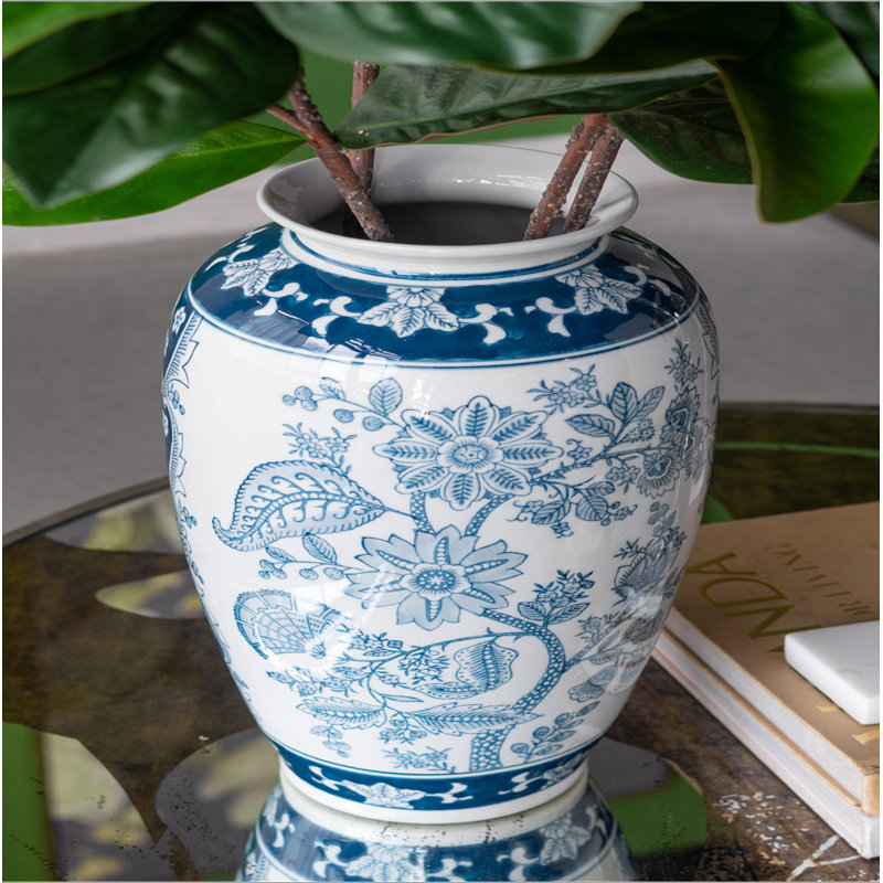 Table basse ronde 35,5 po x 35,5 po x 19 po avec motif floral élégant et finition miroir argentée