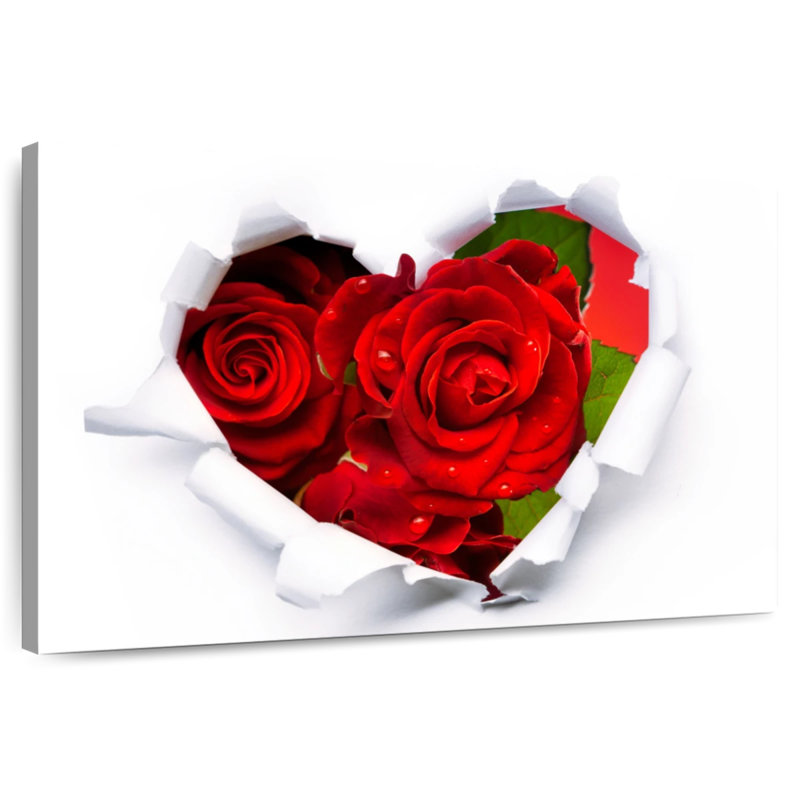 Bouquet de roses en forme de cœur Harnek, H 24 po x l 36 po