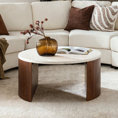 Table basse ronde cannelée avec plateau en travertin Jadida Celia