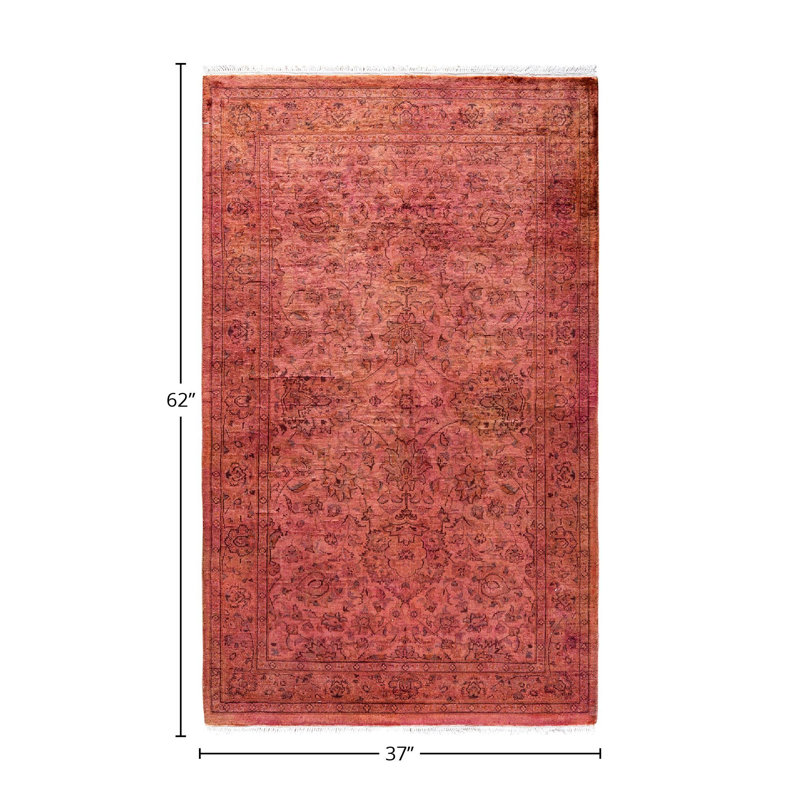 Tapis rose nouvel âge 3 pi 1 po x 5 pi 2 po Cornetta