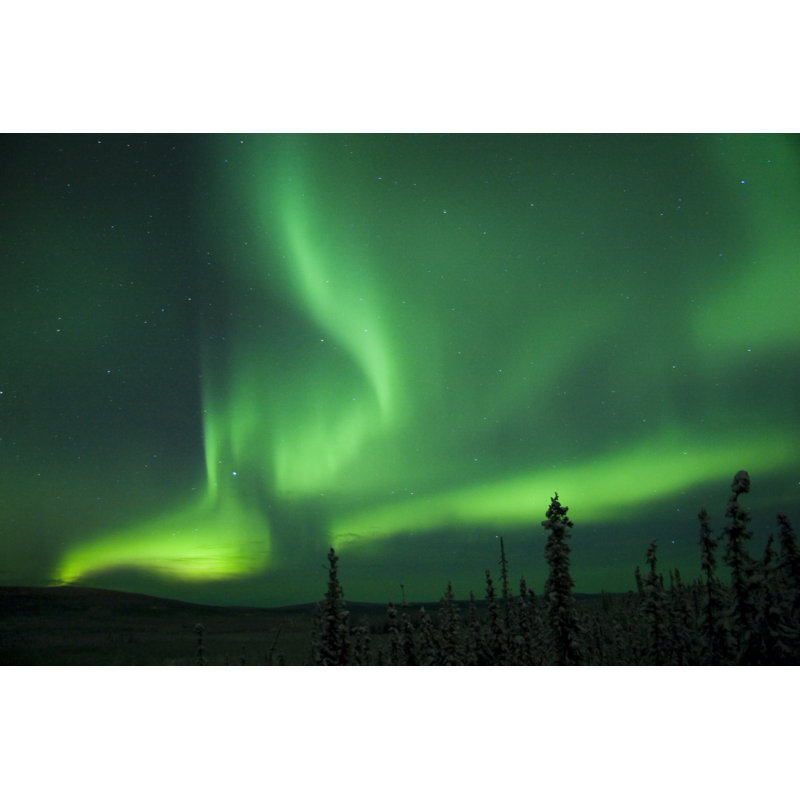 Active Splitting Aurora Borealis Arc 1 Piece Wrapped Canvas Wall Art, 60.96cm H x 91.44cm W