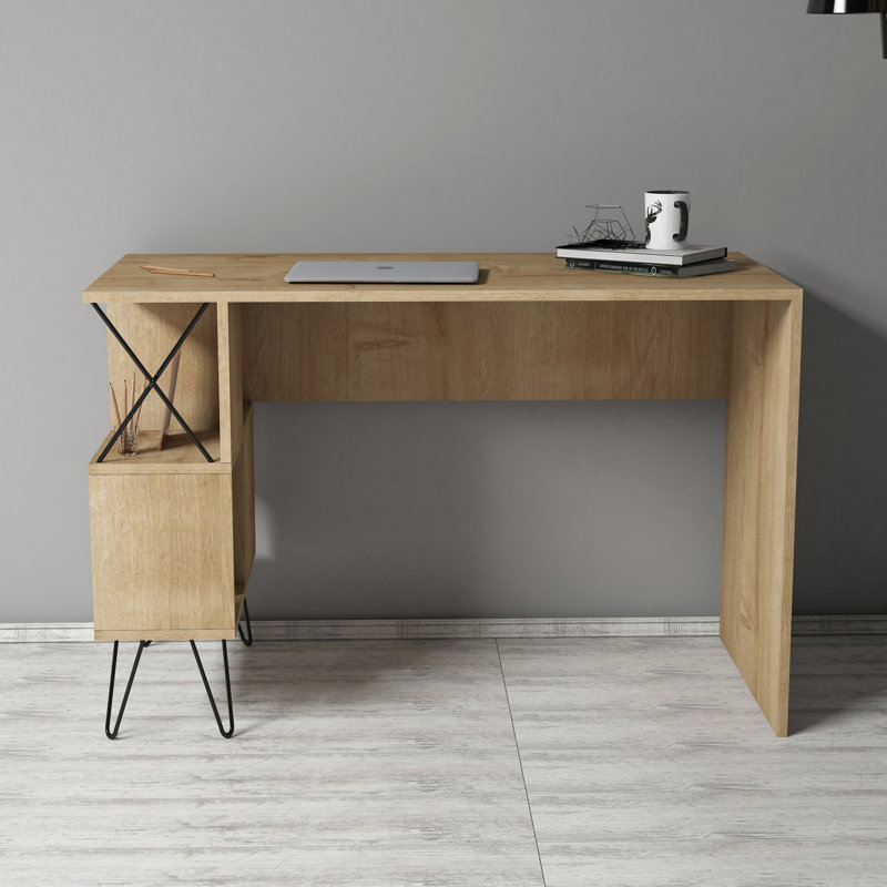 Malte Writing Desk, Oak