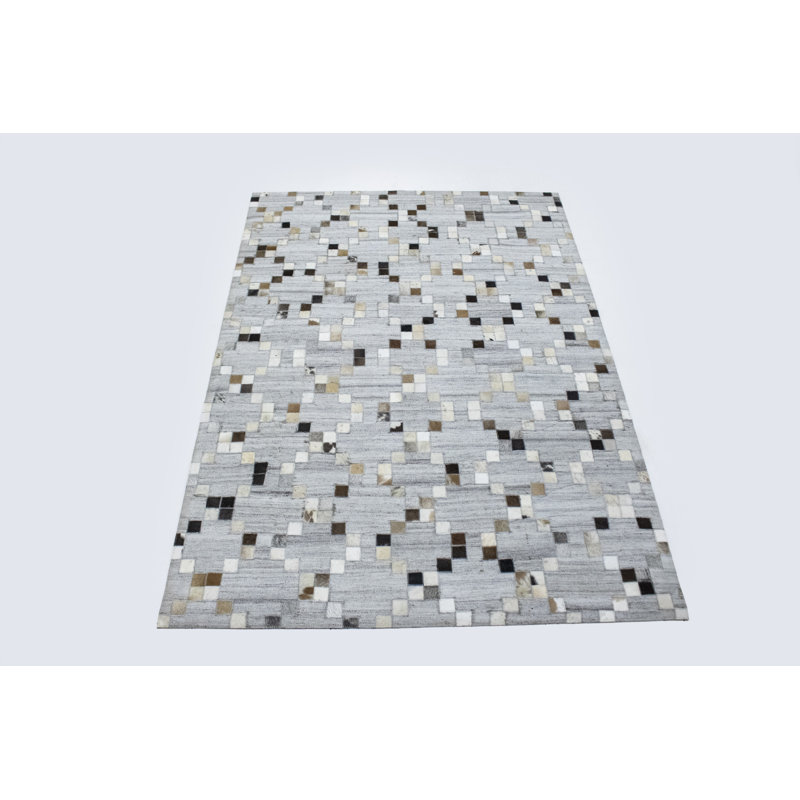 Tapis gris en similicuir Bucher, Rectangle 4 pi 3 po x 6 pi 1 po