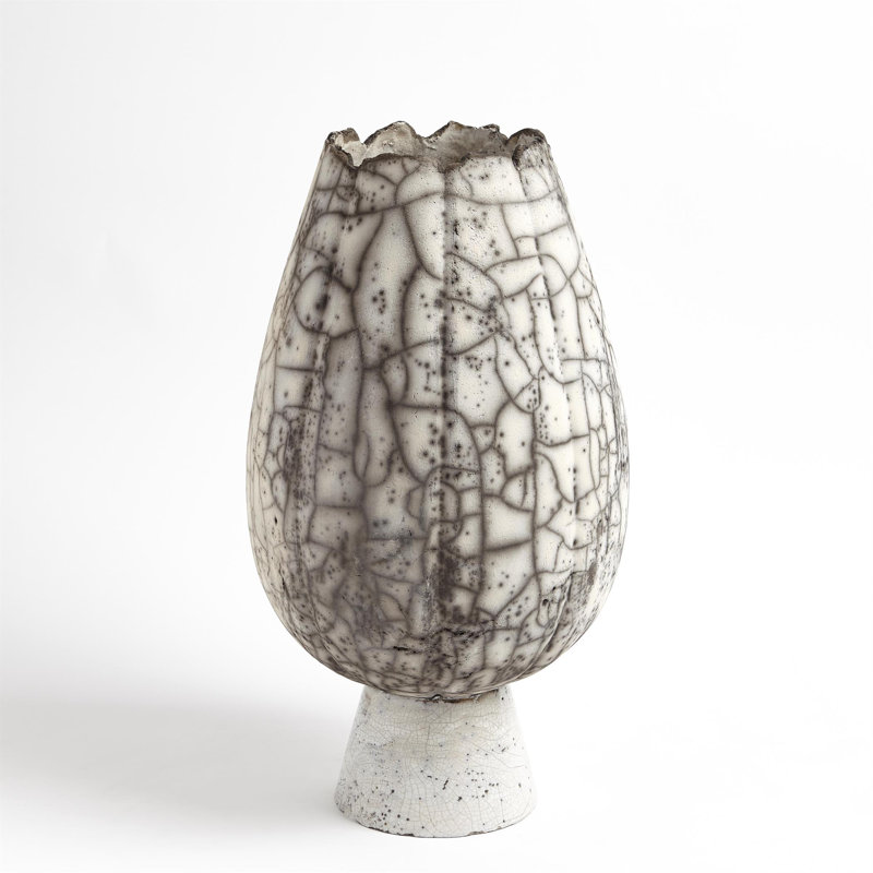 Vase craquelé noir Raku, H 19,25 po x l 10,5 po x P 10,5 po