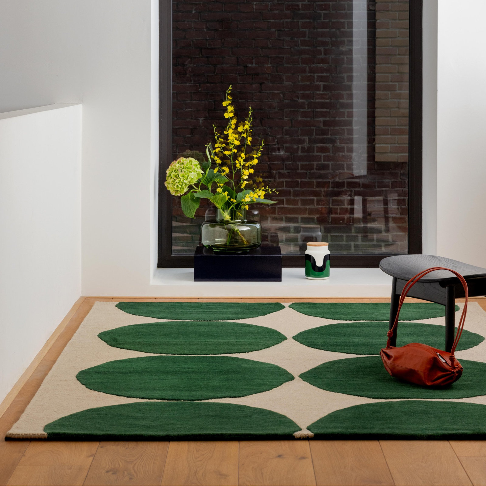 Isot Hand-Woven Geometric Rug, Rectangle 5'7" x 7'10"
