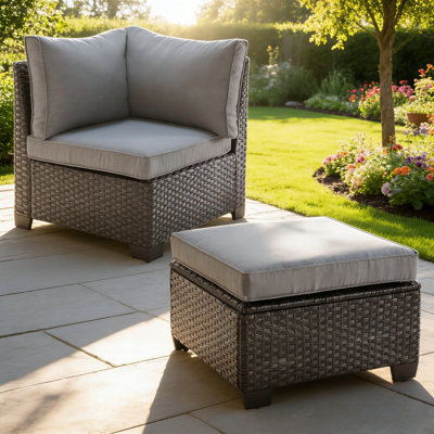 Canapé de patio avec repose-pieds