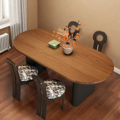 Table de salle à manger de style français rétro