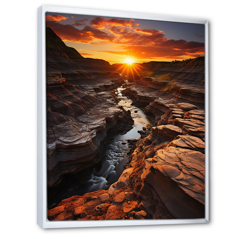 Avamay Canada Alberta Badlands I - impression, 20" H x 12" W, Cadre flottant blanc