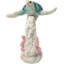 Tortue de mer marine nageant au-dessus d'un récif de corail avec une figurine en acrylique à DEL