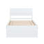 Lit simple avec lit gigogne blanc crème et tête de lit ultrabrillante pour une chambre à coucher cachée-1086753470-1086753469