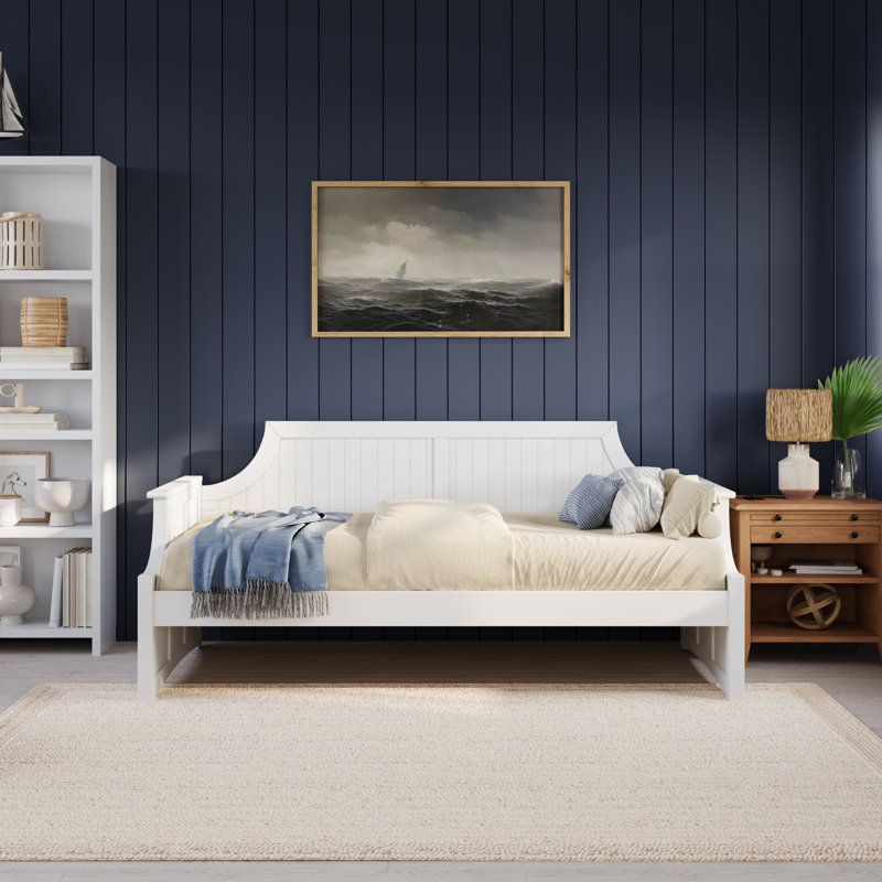 Antavious Solid Wood Daybed , White