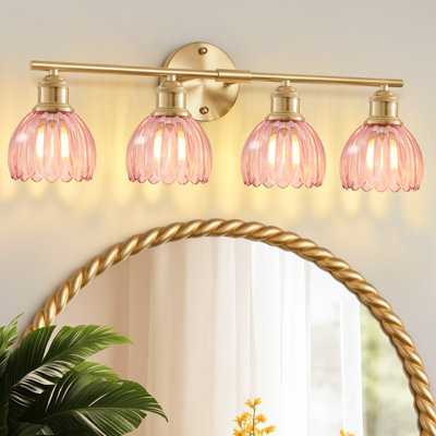 Applique murale à 4 lumières en or brossé, avec abat-jour en verre rose tulipe, idéale pour la salle de bain, la chambre ou le salon.