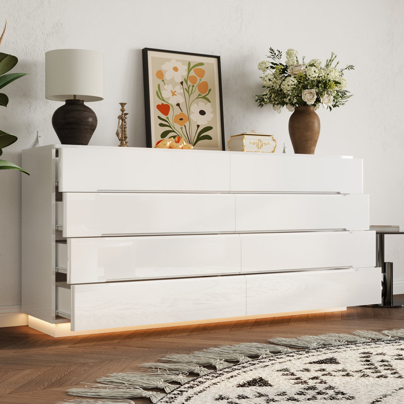Commode 8 tiroirs avec finition brillante et lumière chaude, Blanc