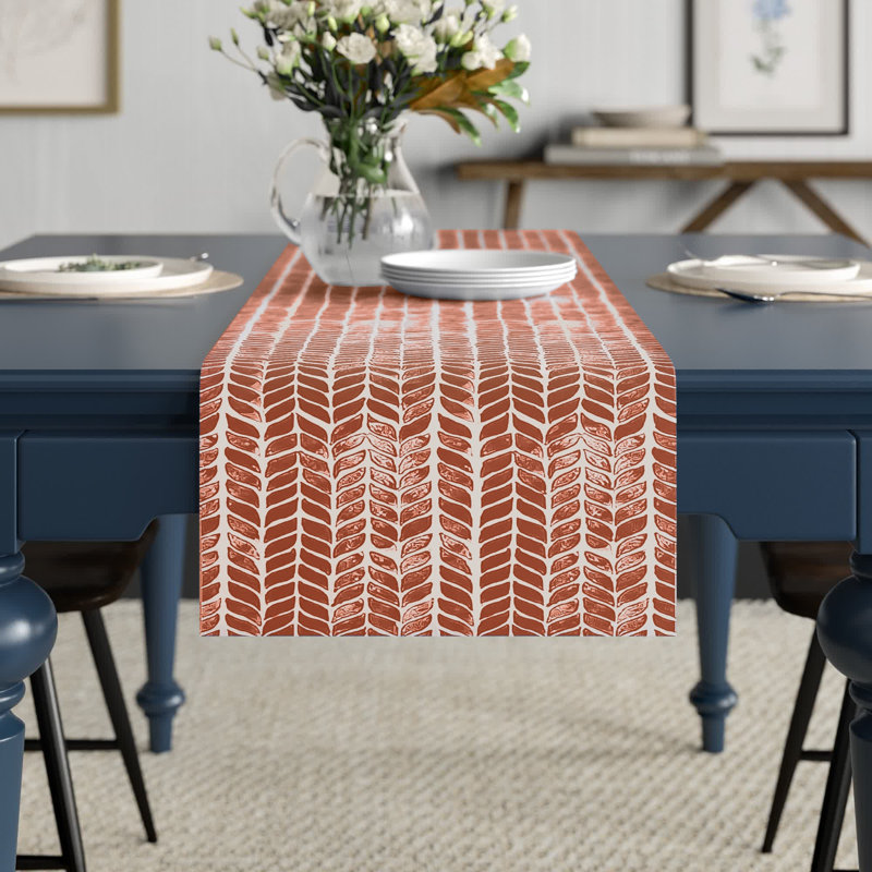 Chemin de table Maribeth, 72 po x 16 po, Rouille, Géométrique 1