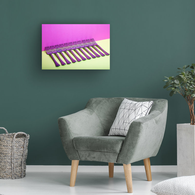 Art sur toile sur fond coloré, H 12 po x l 19 po