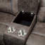 Causeuse inclinable traditionnelle en microfibre 74,5 po avec console centrale intégrée et accoudoirs moelleux Jannali-102305031