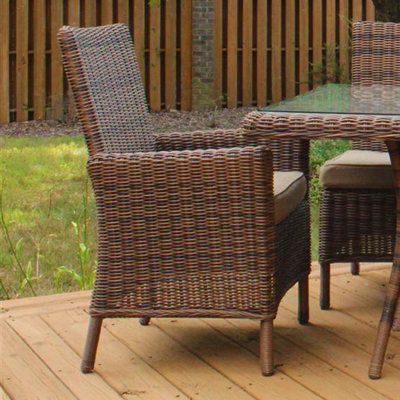 Chaise de patio avec coussin