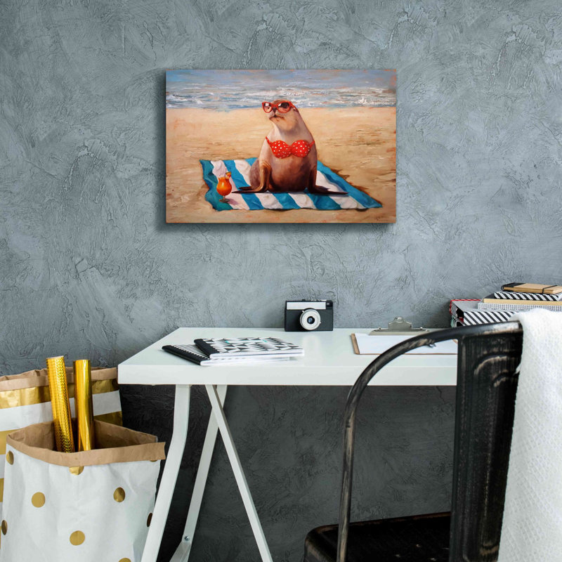 «Beached» par Lucia Heffernan - reproduction d'art sur toile tendue, H 12 po x l 18 po x P 0,75 po