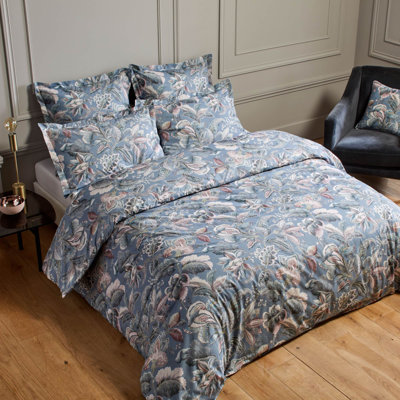 Ava Bedding