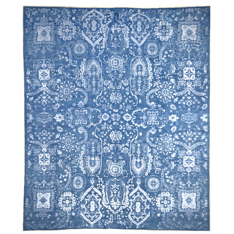 Hand Knotted Wool Area Rug in Blue