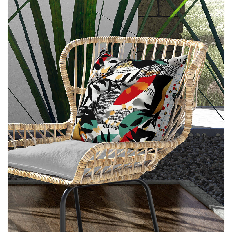 Coussin intérieur / extérieur Leafy Collage, Noir, vert et rouge, Carré 16 po