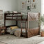 Lit superposé simple au-dessus de simple avec panneaux d'inspiration de porte de grange, cadre compact en bois d'hévéa massif, conception compacte peu encombrante avec garde-corps de sécurité et échelle en angle, pas de sommier tapissier, finition espresso