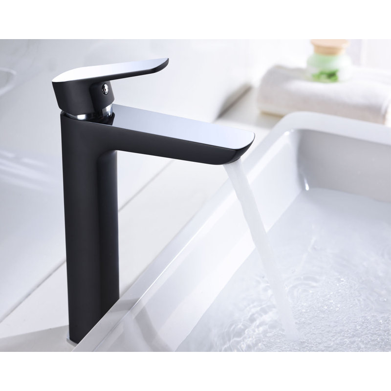 Single-Hole Single-handle Bathroom Faucet, Black/Chrome