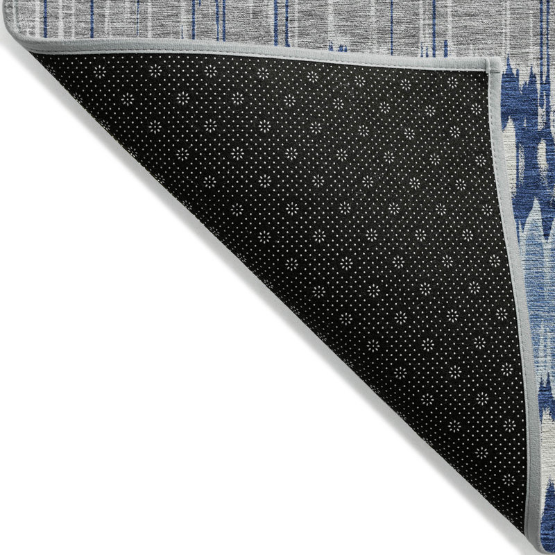 Tapis bleu marine en polyester tissé à la machine Lamanna, Tapis de couloir 2 pi 3 po x 7 pi 6 po