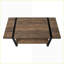 Table basse industrielle en similicuir brun avec pieds en métal noir et rangement pour le salon-359937454