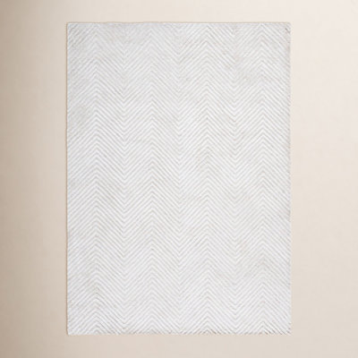 Hand-Tufted Wool Chevron Rug