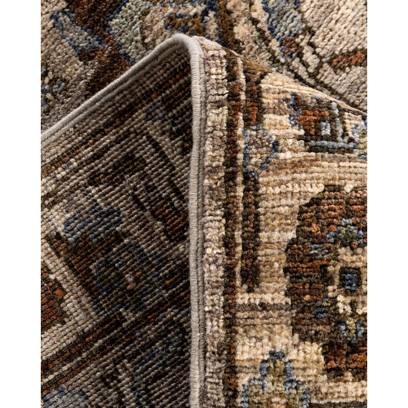 Serapi One-of-a-Kind 2' 9" X 9' 9" Hand Knotted Area Rug