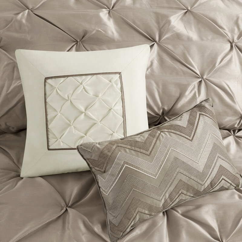 Édredon 7 pièces pour grand lit taupe - superbe style, tissu, 1 édredon, 2 taies décoratives, 3 coussins, jupe de lit, belle décoration froissée, option de lavage en machine décorative