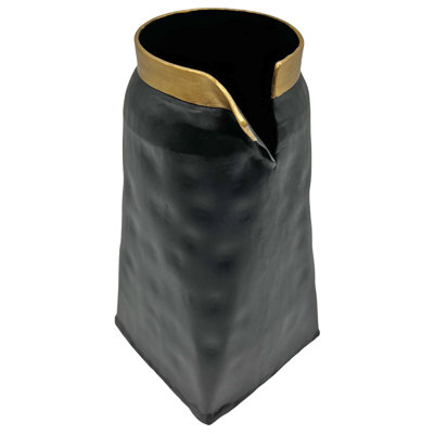 Vase de table en aluminium fabriqué à la main Kyelee