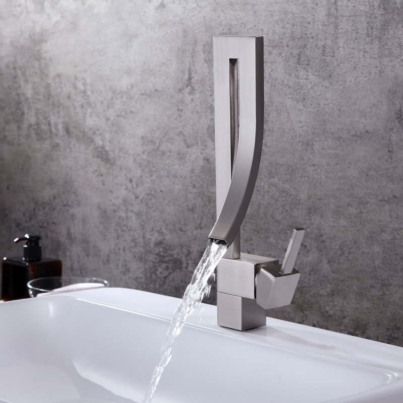 Robinet de salle de bain à un trou
