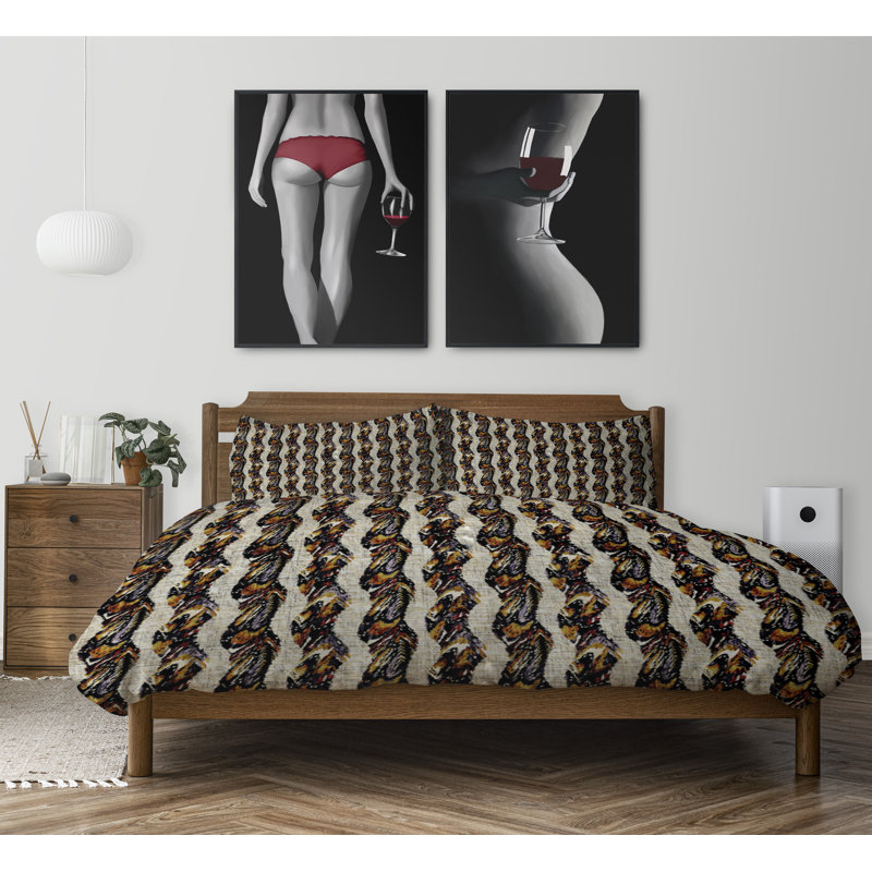 Polyester Channel Striped Comforter, King Comforter + 2 King Pillowcases