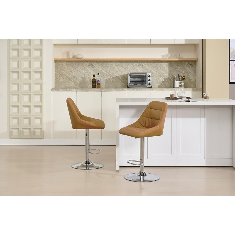 Ensemble de 2 tabourets de bar, avec repose-pieds chromé et base pivotante à hauteur réglable en cuir synthétique et tabouret de bar brun