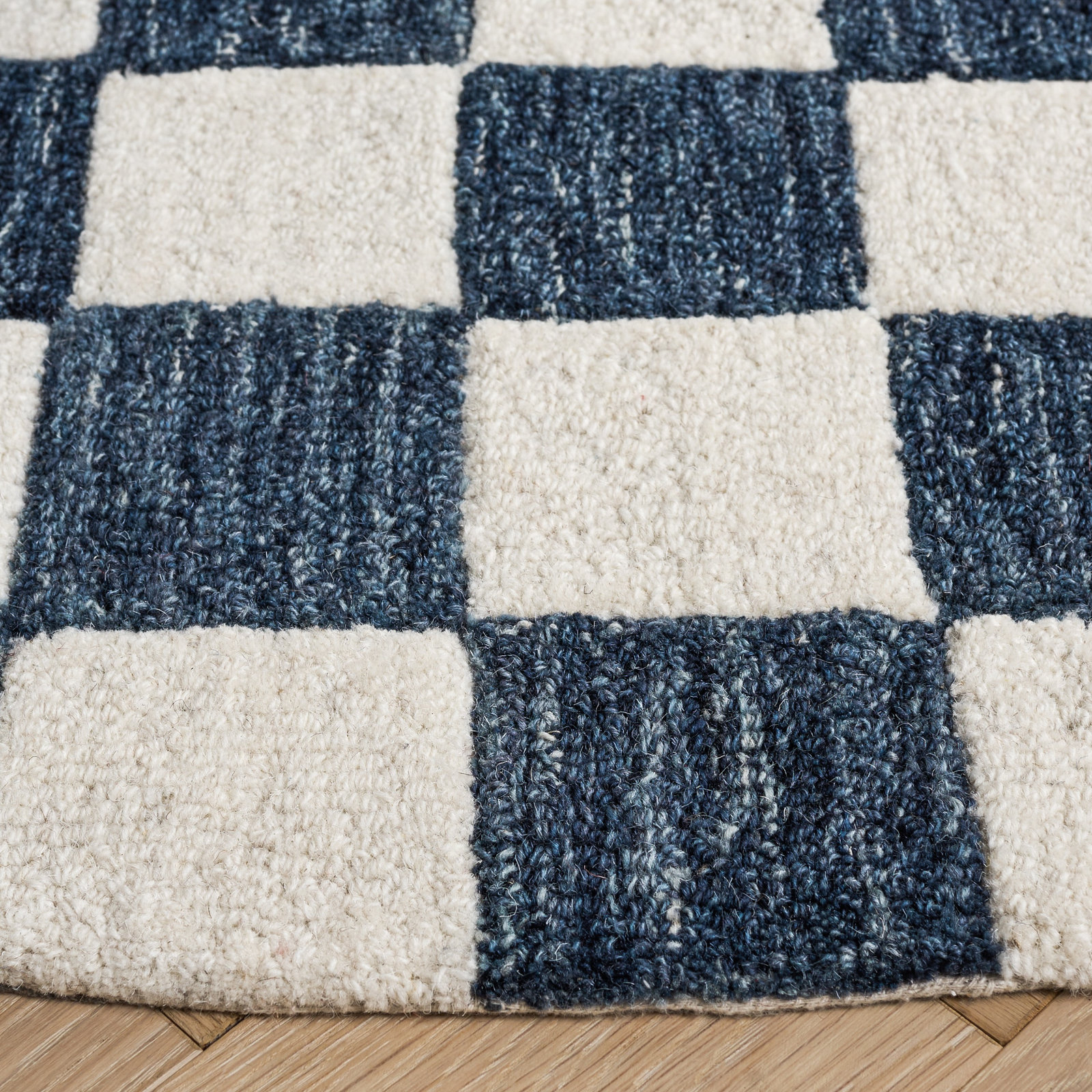 Freemont Blue Ivory Hand-Tufted Checkered Rug, Round 6'