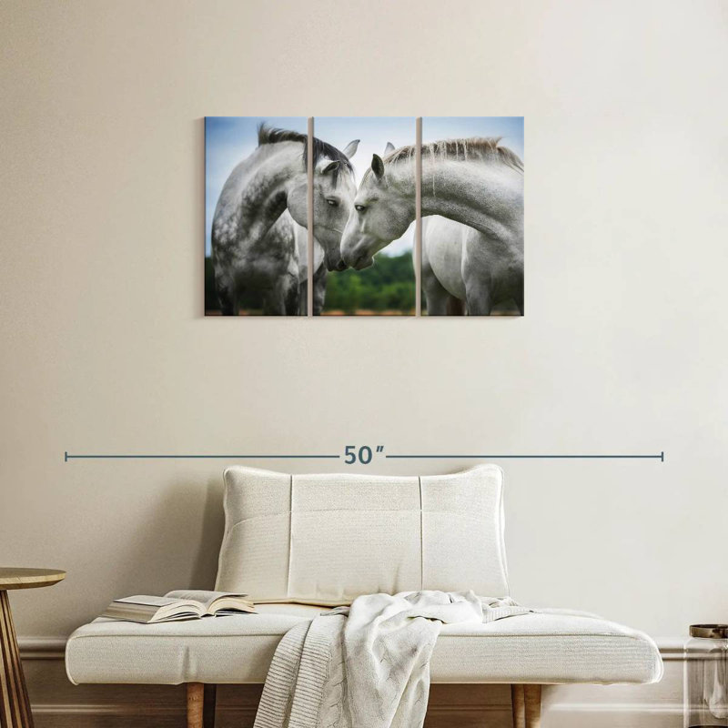 Hardie Horse Love, 20" H x 33" W