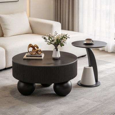 Table basse italienne légère, luxueuse et simple