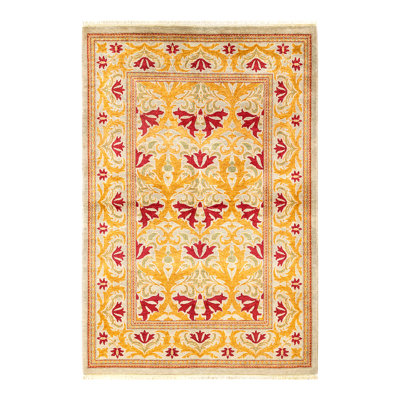 Tapis unique noué à la main ivoire / rouge / orange Rosmundo Eclectic, 4 pi 2 po x 6 pi 2 po