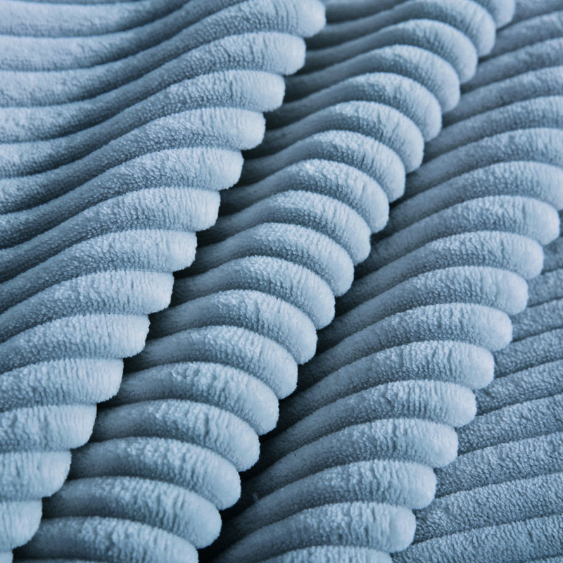 Canapé Blue Corduroy 28 : design ergonomique, coussins en mousse souple et combinaisons de sièges modulables : confortable avec une structure assortie en option.