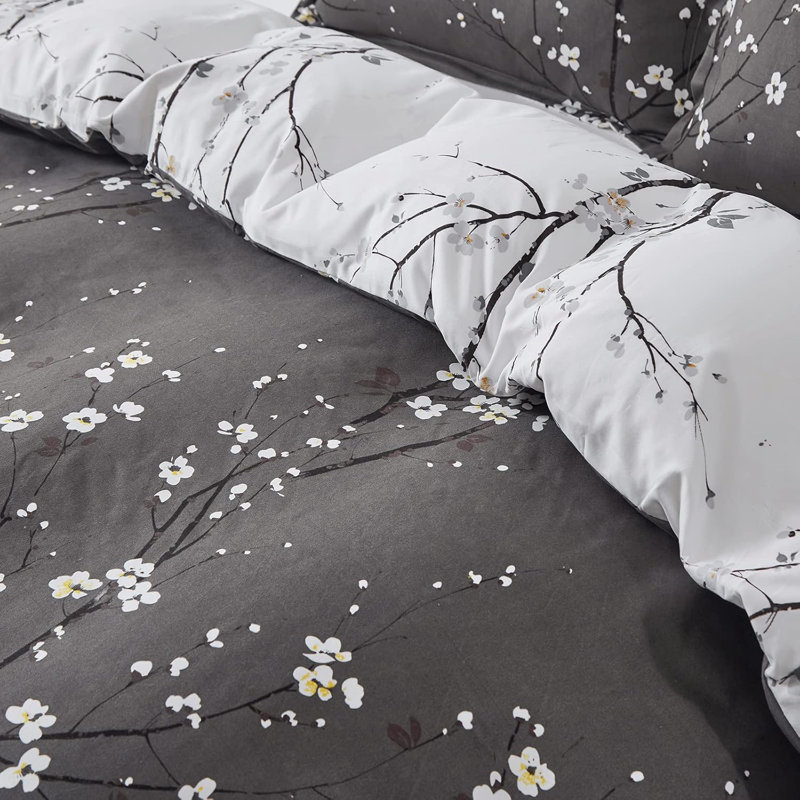 Microfiber / Polyester Floral Duvet Cover, Grey White Floral
