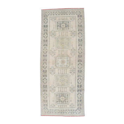 Tapis unique en laine rose pâle / gris foncé des années 1940 de 4 pi 5 po x 10 pi 11 po