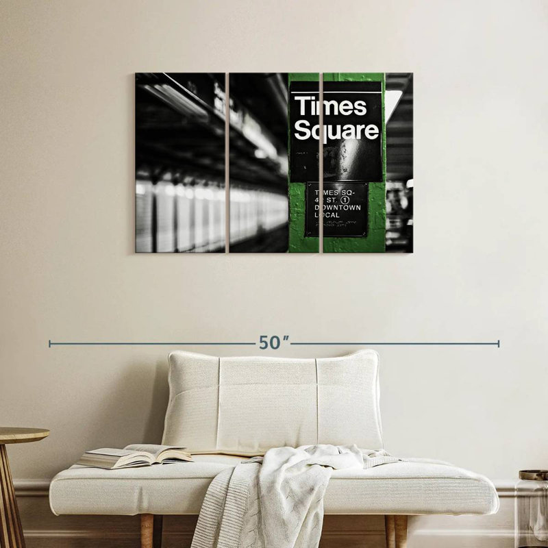Rorry Times Square Subway Green, 24" H x 38" W