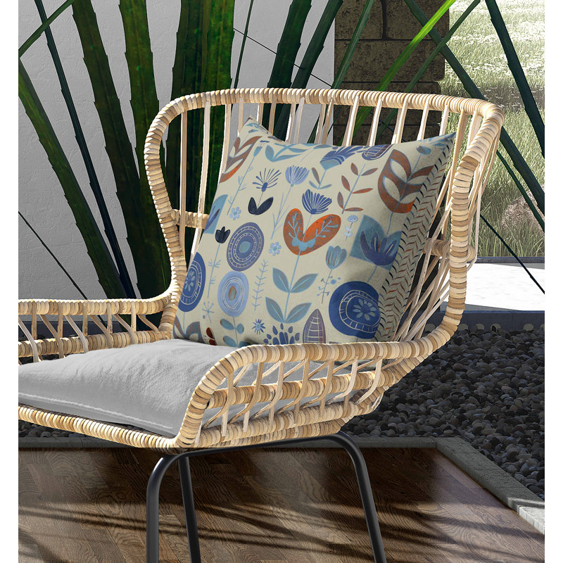 Coussin intérieur / extérieur Baltic Blossoms, Bleu, vert et beige, Carré 26 po