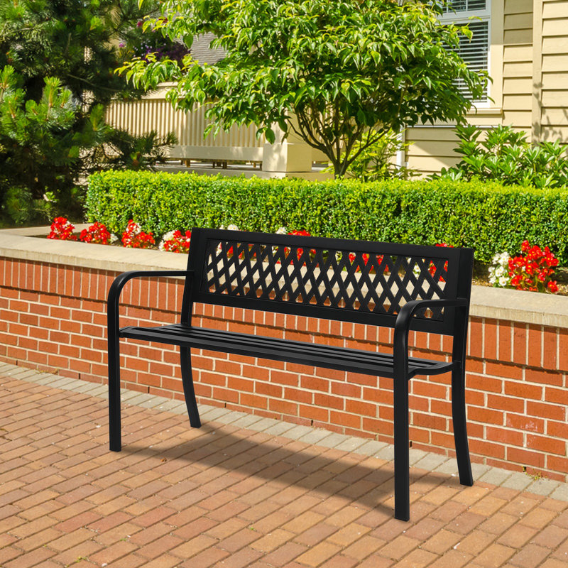 Banc d'extérieur en fer de 47 po - noir, dossier en filet de PVC, structure durable thermolaquée, lattes de siège incurvées, assemblage facile (utilisation sur le patio / jardin / pelouse)